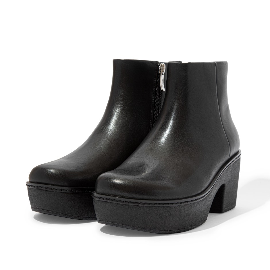 Fitflop δερμάτινα μποτάκια με πλατφόρμα κολόνας ολόμαυρα