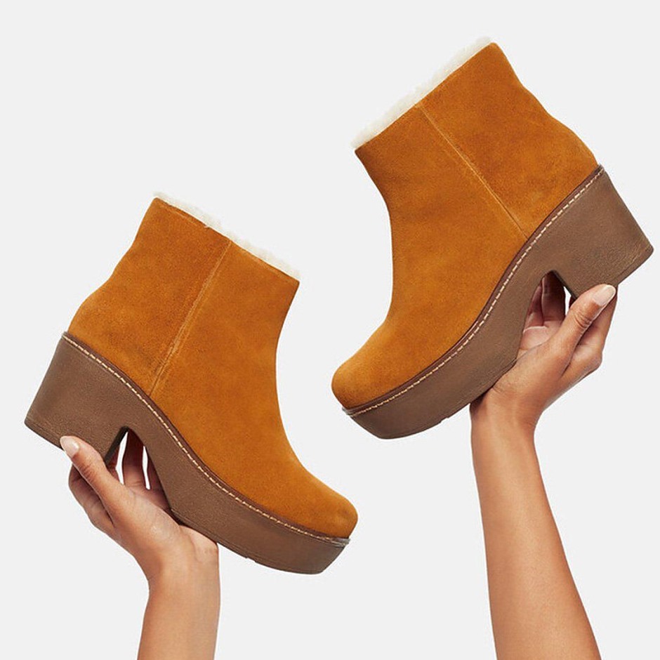 Fitflop μποτάκια με κολόνα με επένδυση από καστόρι, ανοιχτό μαύρισμα